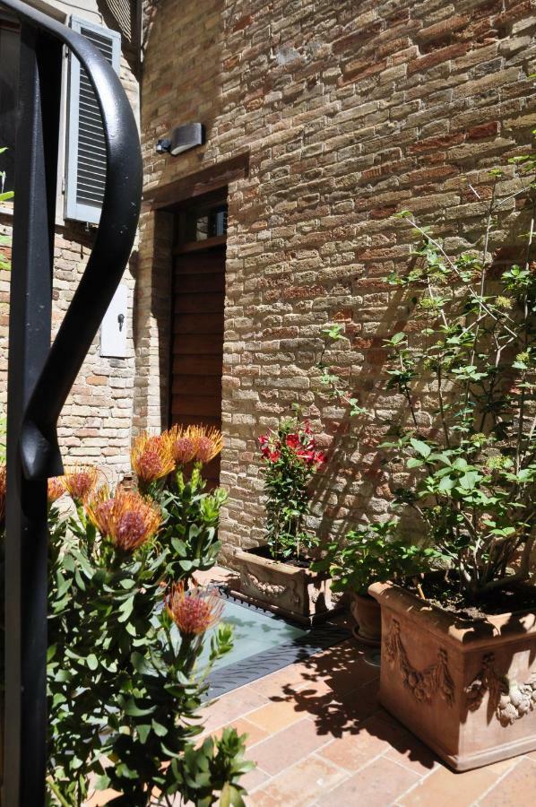 B&B Albornoz Urbino Eksteriør bilde